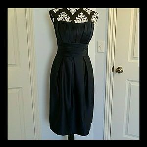 *LAST CHANCE* Strapless semi-formal dress